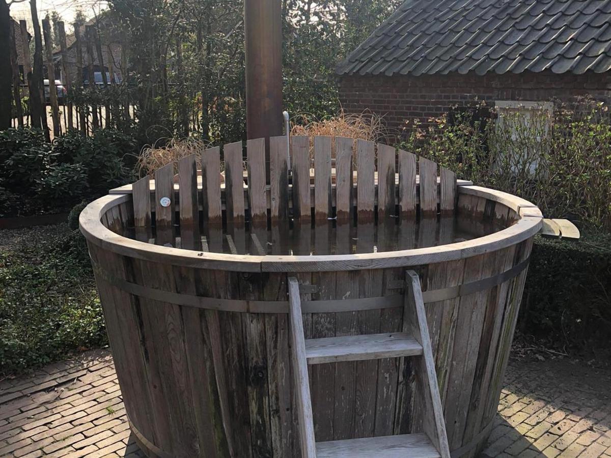 Pipowagen Het Oventje Villa Zeeland Bagian luar foto